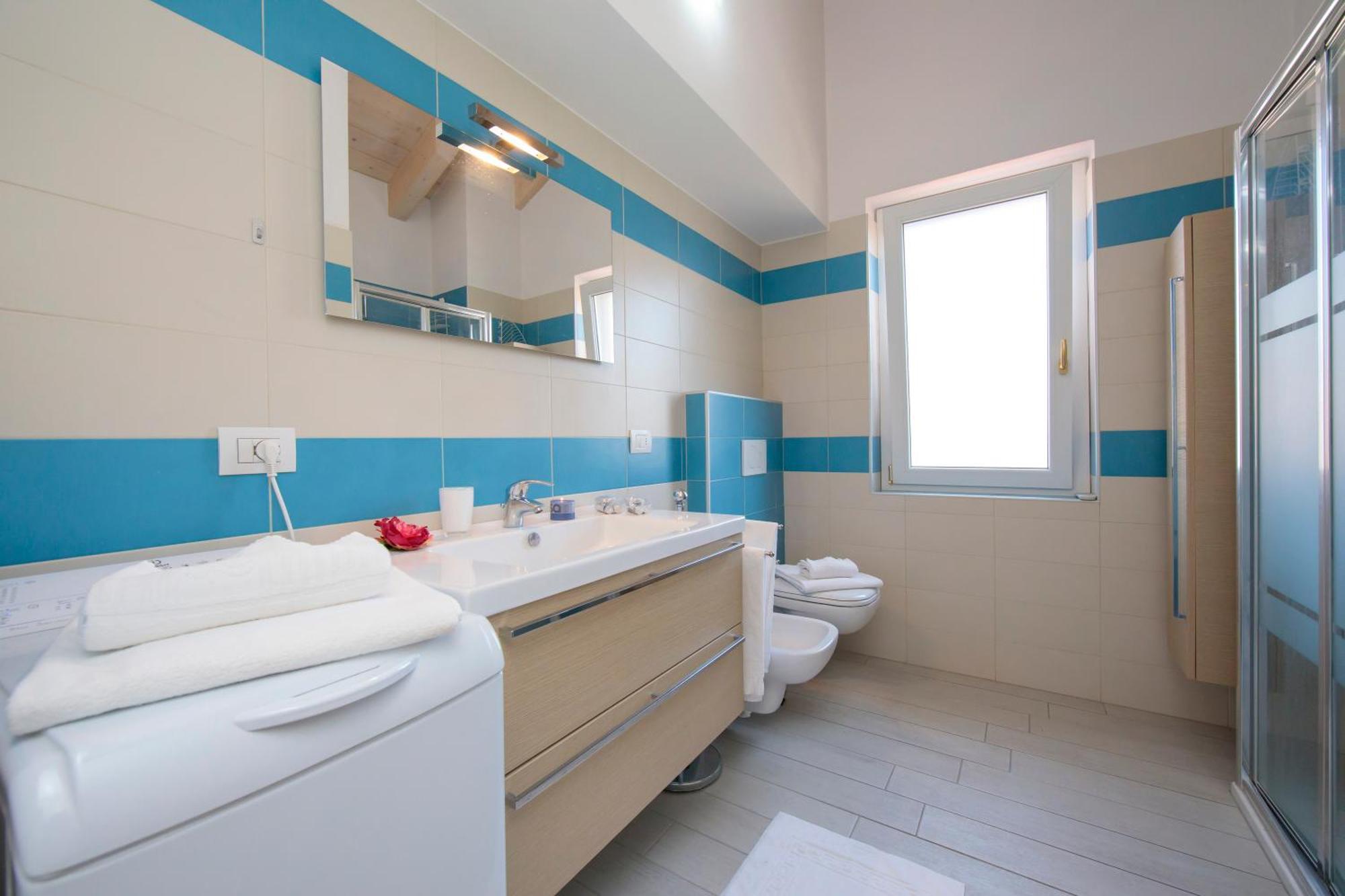 Silver Lake Apartment - Happy Rentals Angera Εξωτερικό φωτογραφία